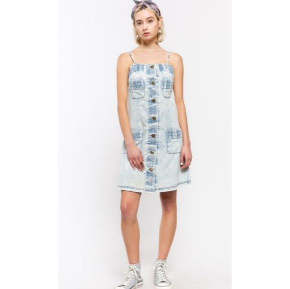 🆕🌿DENIM BOUTIQUE DRESS🌿 - Picture 3 of 9